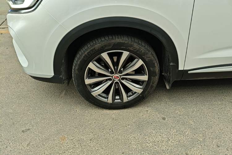 Used Roewe RX5 MAX 2019 300TGI Automatic Smart Cabin Luxury Edition Left Front Wheel Hub
