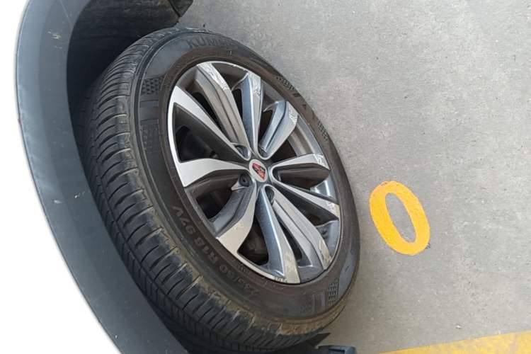 Used Roewe RX5 MAX 2019 300TGI Automatic 4G Connect Luxury Edition Left Front Wheel Hub