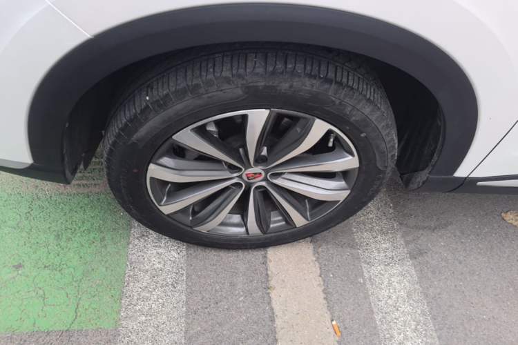 Used Roewe RX5 MAX 2019 300TGI Automatic 4G Connect Luxury Edition Left Front Wheel Hub