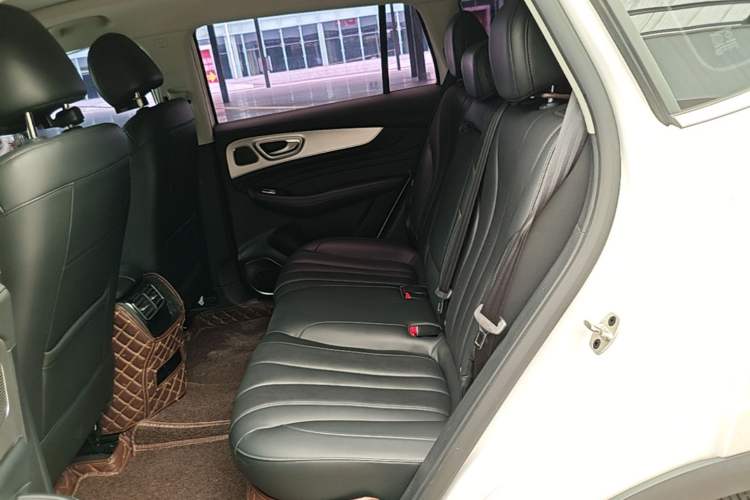 Used Roewe RX5 MAX 2019 300TGI Automatic Smart Cabin Luxury Edition Left Rear Seat