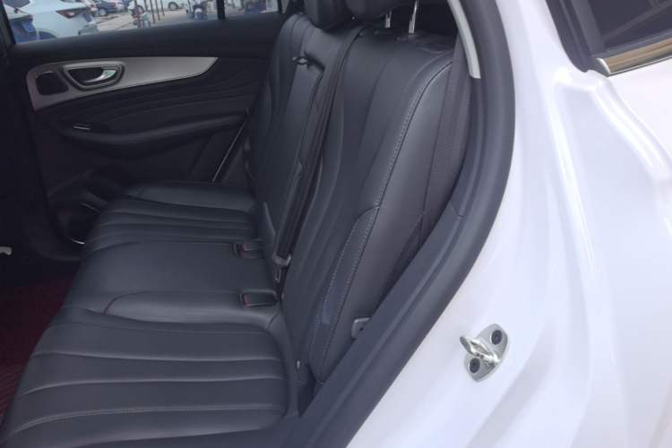 Used Roewe RX5 MAX 2019 300TGI Automatic 4G Connect Luxury Edition Left Rear Seat