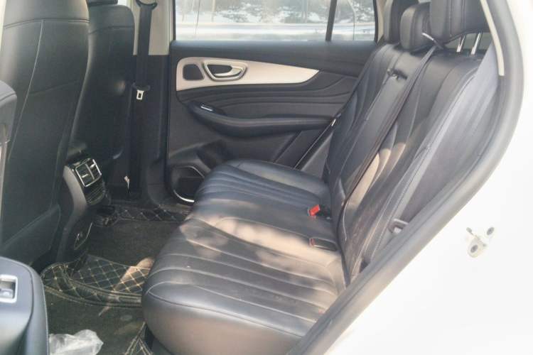 Used Roewe RX5 MAX 2019 300TGI Automatic 4G Connect Luxury Edition Left Rear Seat