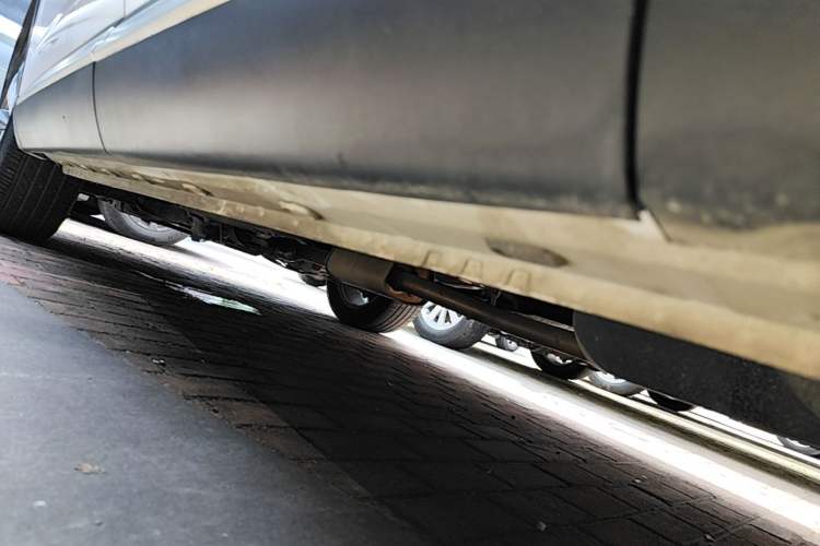 Used Roewe RX5 MAX 2019 300TGI Automatic 4G Connect Luxury Edition Left Side Sill