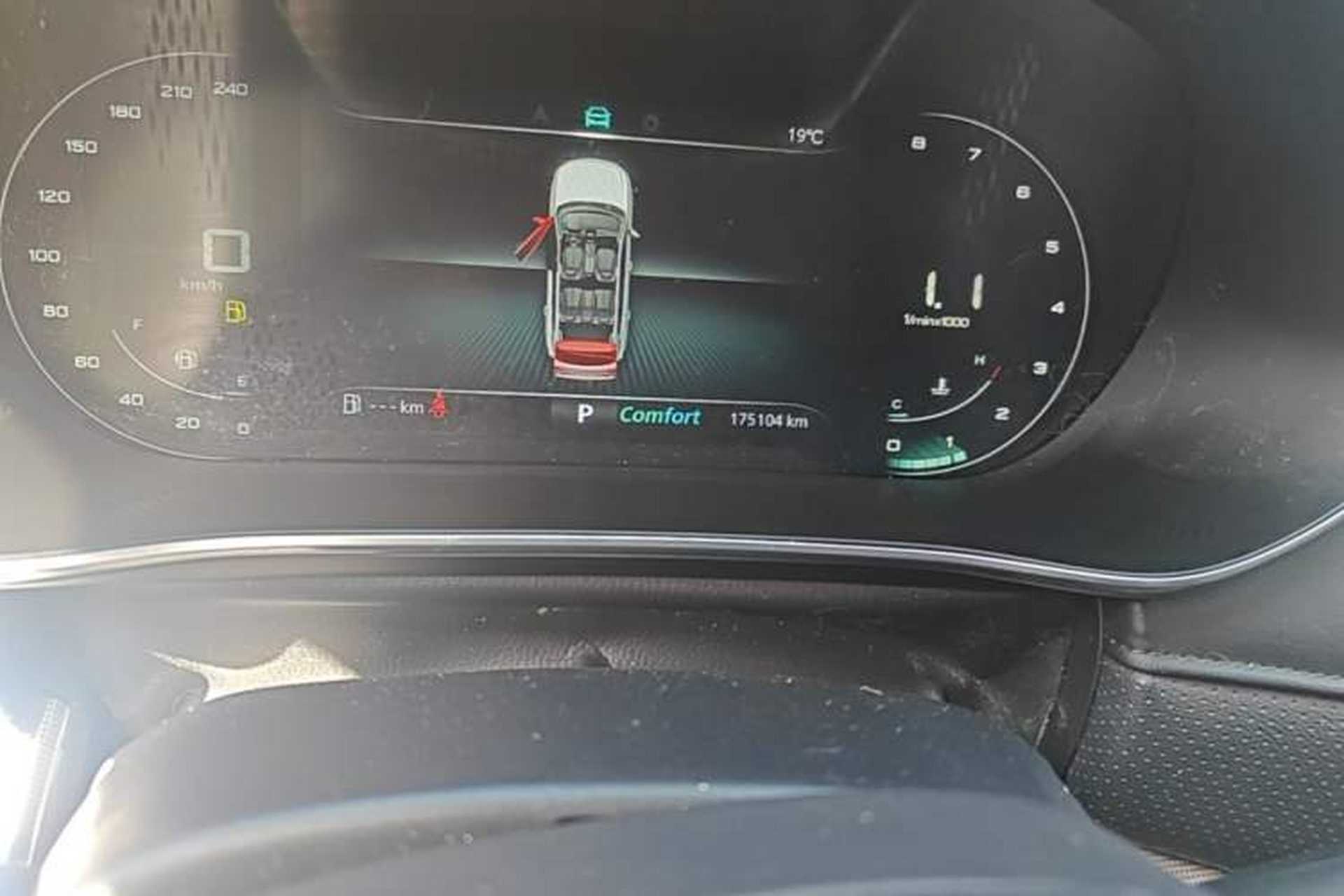 Used Roewe RX5 MAX 2019 300TGI Automatic Smart Cabin Luxury Edition Odometer Close Up
