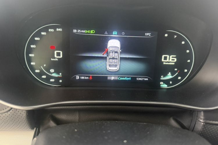 Used Roewe RX5 MAX 2019 400TGI Automatic 4G Connect Luxury Edition Odometer Close Up