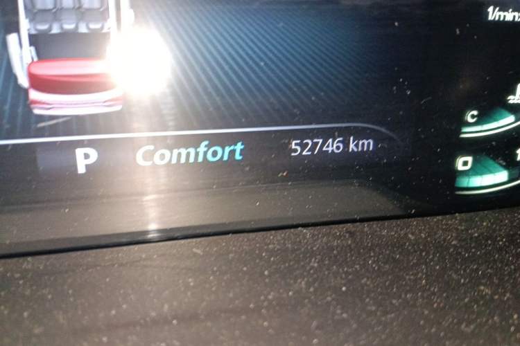 Used Roewe RX5 MAX 2019 300TGI Automatic 4G Connect Luxury Edition Odometer Close Up