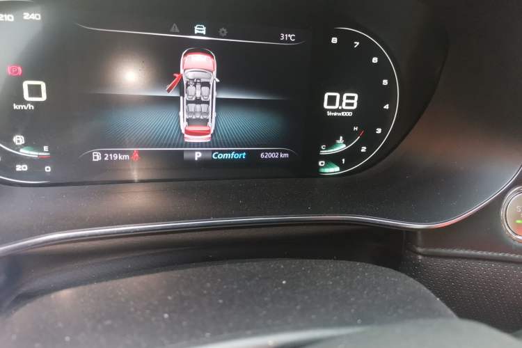 Used Roewe RX5 MAX 2019 300TGI Automatic 4G Connect Luxury Edition Odometer Close Up