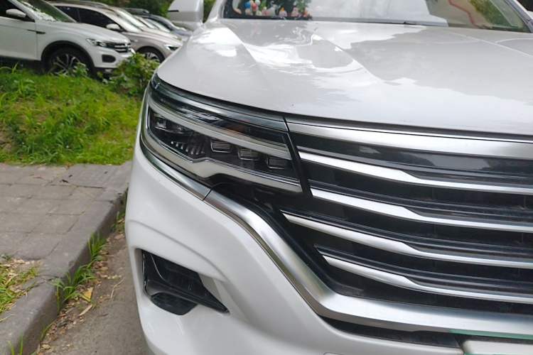 Used Roewe RX5 MAX 2019 300TGI Automatic 4G Connect Luxury Edition Right Front Headlight