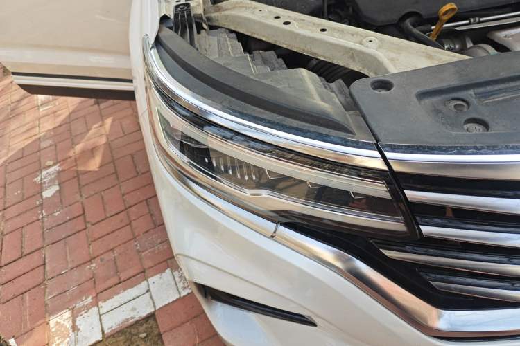 Used Roewe RX5 MAX 2019 400TGI Automatic Smart Cabin Luxury Edition Right Front Headlight