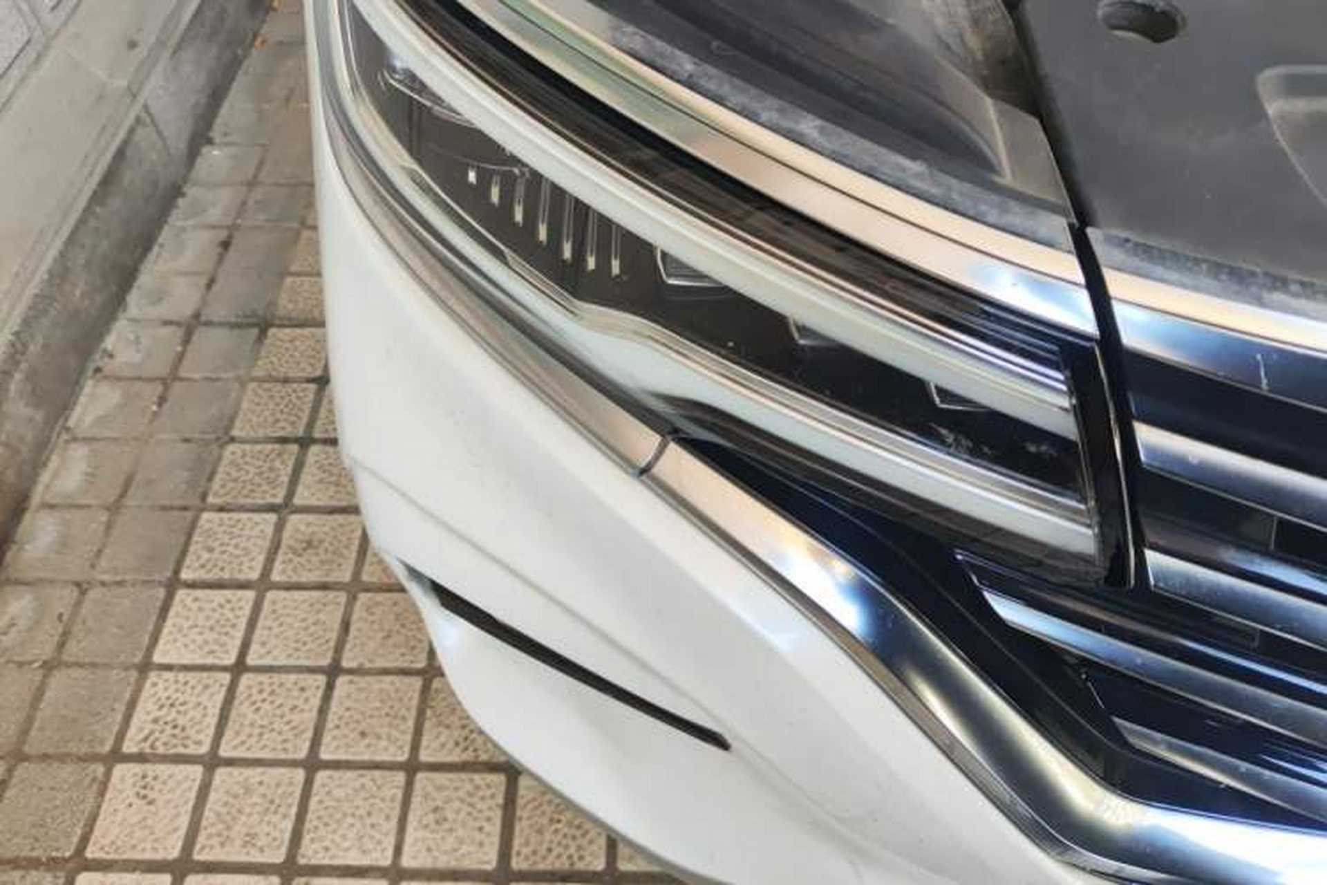 Used Roewe RX5 MAX 2019 400TGI Automatic All-Wheel Drive Smart Cabin Supreme Edition Right Front Headlight