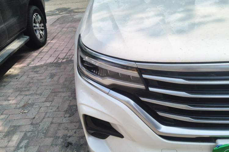 Used Roewe RX5 MAX 2019 300TGI Automatic 4G Connect Luxury Edition Right Front Headlight