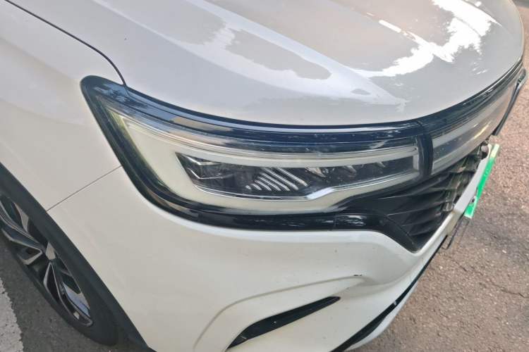 Used Roewe RX5 MAX 2019 300TGI Automatic 4G Connect Luxury Edition Right Front Headlight