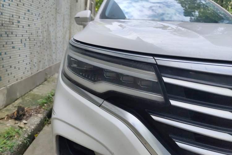 Used Roewe RX5 MAX 2019 300TGI Automatic 4G Connect Luxury Edition Right Front Headlight