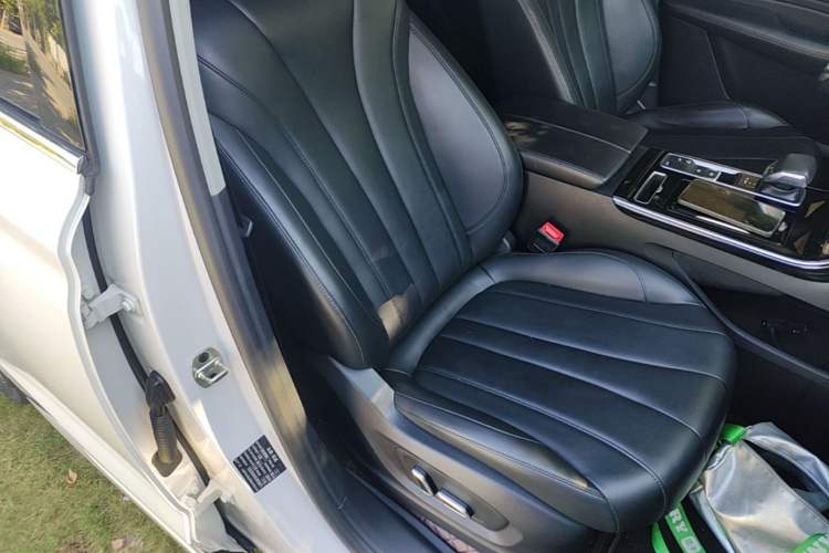 Used Roewe RX5 MAX 2019 300TGI Automatic Intelligent Driving Health Cabin Edition Right Front Seat