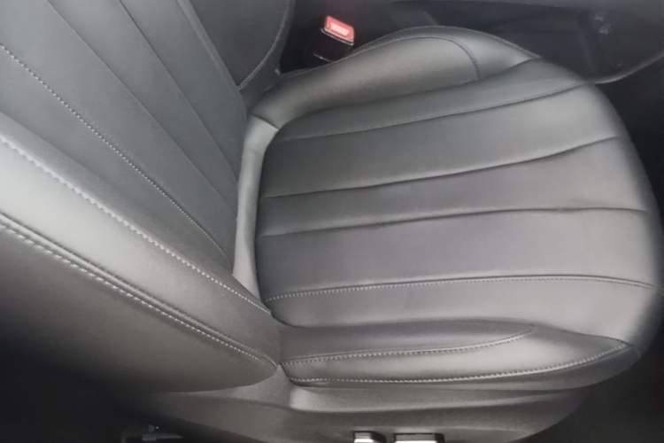 Used Roewe RX5 MAX 2019 400TGI Automatic Smart Cabin Flagship Edition Right Front Seat