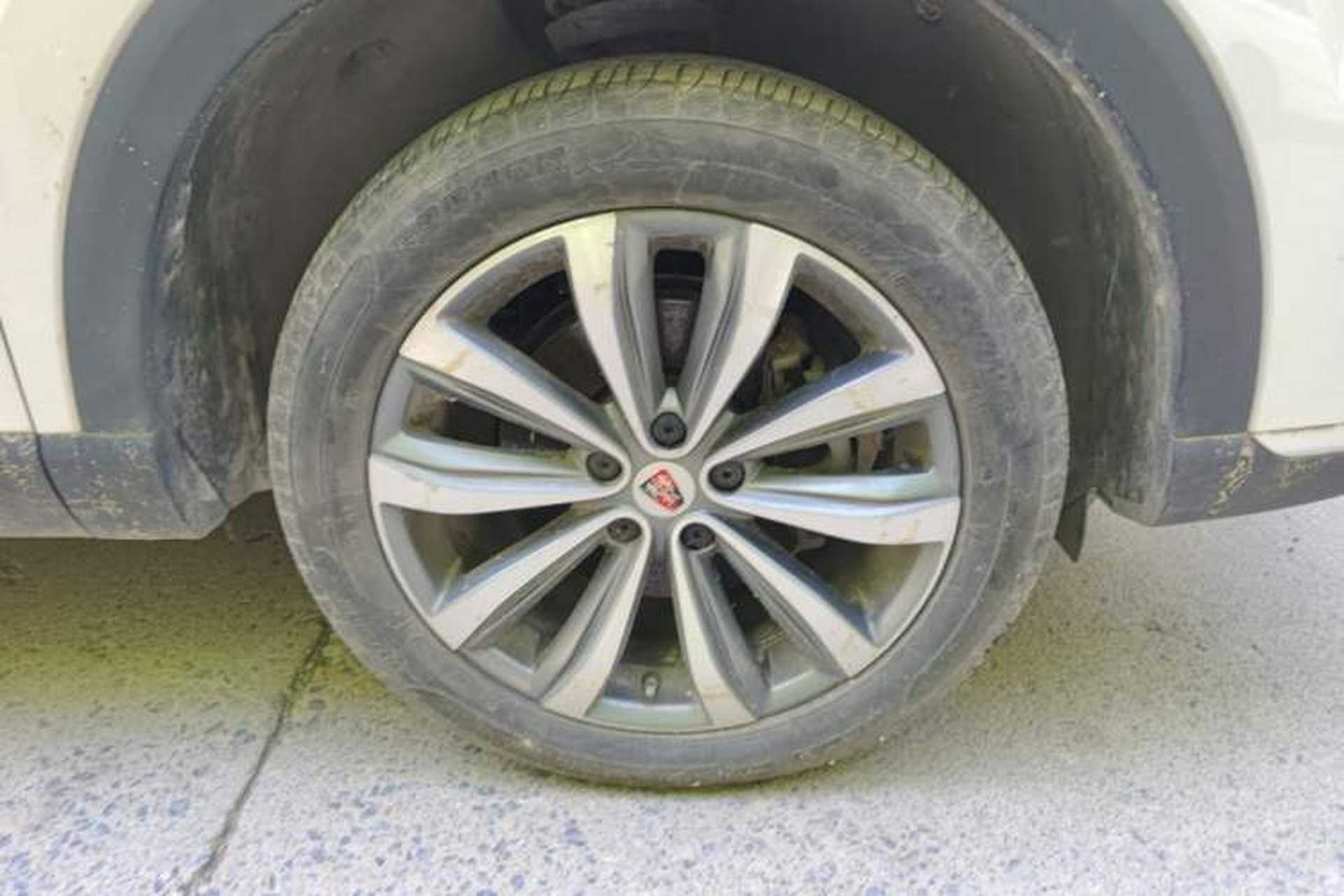 Used Roewe RX5 MAX 2019 300TGI Automatic 4G Connect Luxury Edition Right Front Wheel Hub