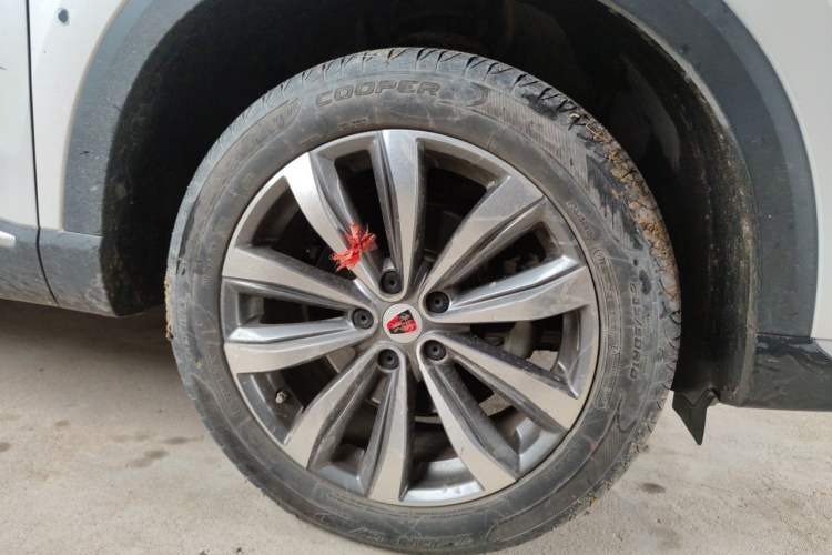 Used Roewe RX5 MAX 2019 300TGI Automatic Intelligent Driving Health Cabin Edition Right Front Wheel Hub