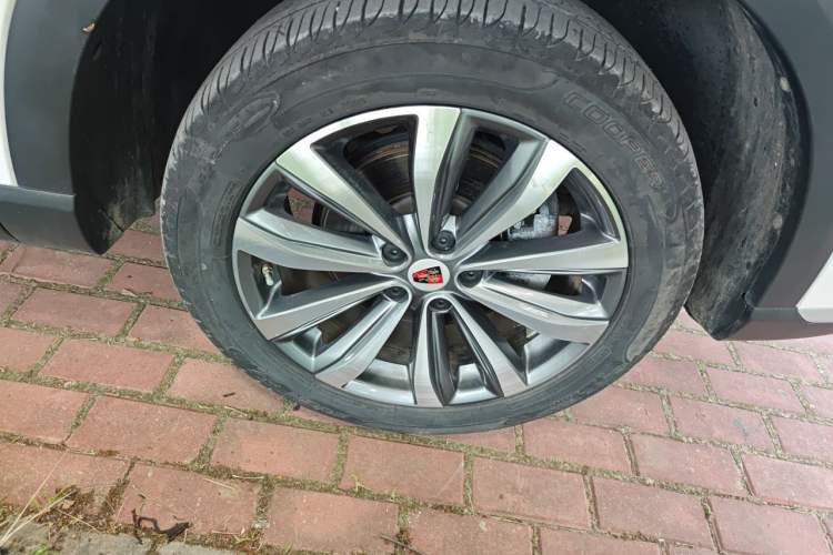 Used Roewe RX5 MAX 2019 300TGI Manual 4G Connect Luxury Edition Right Front Wheel Hub