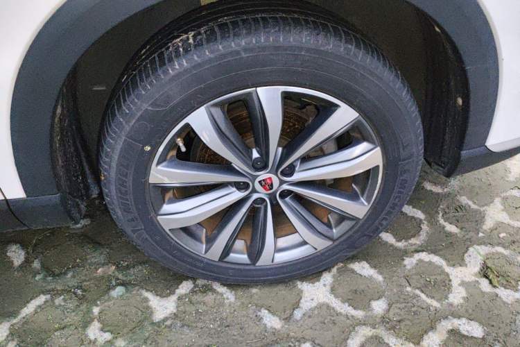 Used Roewe RX5 MAX 2019 400TGI Automatic Smart Cabin Flagship Edition Right Front Wheel Hub