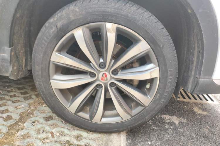 Used Roewe RX5 MAX 2019 300TGI Automatic 4G Connect Luxury Edition Right Front Wheel Hub