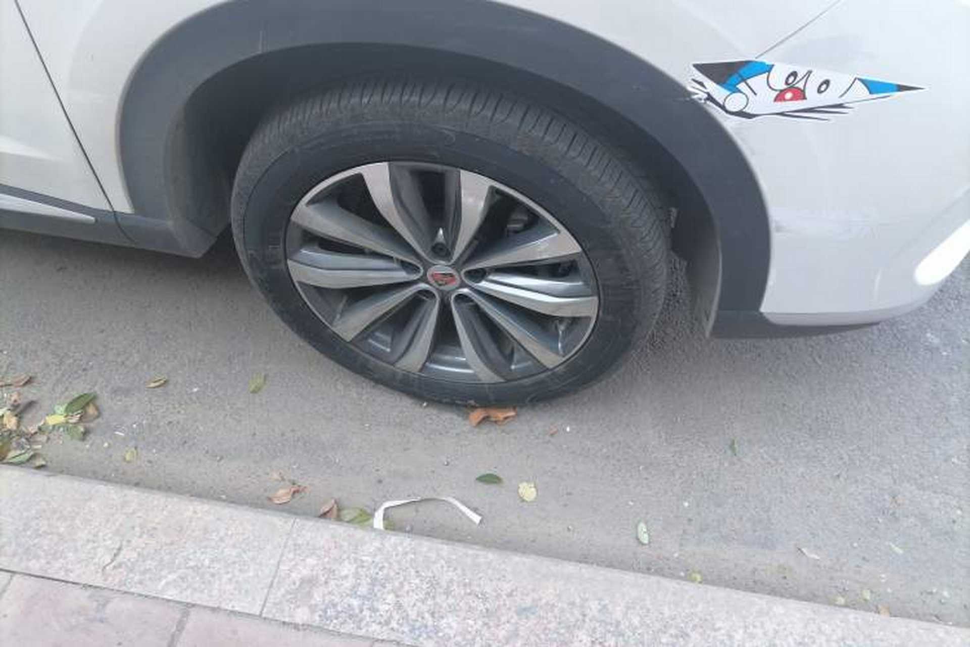 Used Roewe RX5 MAX 2019 300TGI Automatic 4G Connect Luxury Edition Right Front Wheel Hub