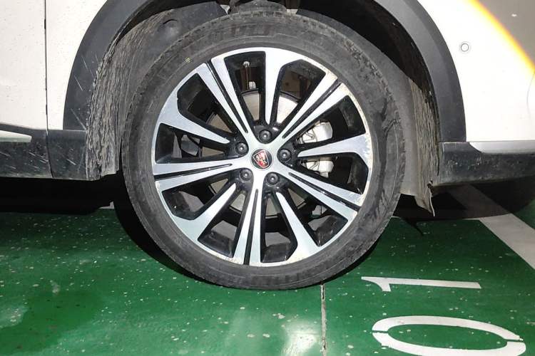 Used Roewe RX5 MAX 2019 400TGI Automatic All-Wheel Drive Smart Cabin Supreme Edition Right Front Wheel Hub