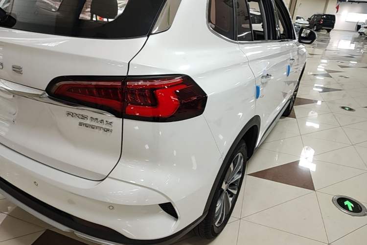 Used Roewe RX5 MAX 2019 300TGI Automatic Intelligent Driving Health Cabin Edition Right Rear Taillight
