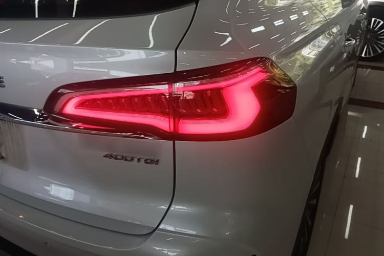 Used Roewe RX5 MAX 2019 400TGI Automatic Smart Cabin Flagship Edition Right Rear Taillight