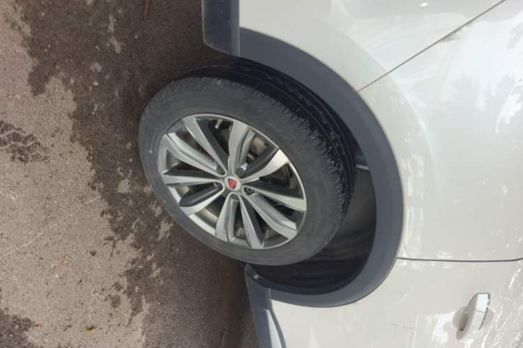 Used Roewe RX5 MAX 2019 300TGI Automatic 4G Connect Luxury Edition Right Rear Wheel Hub