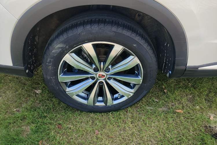 Used Roewe RX5 MAX 2019 300TGI Automatic Intelligent Driving Health Cabin Edition Right Rear Wheel Hub