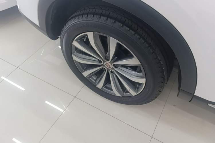 Used Roewe RX5 MAX 2019 400TGI Automatic Smart Cabin Flagship Edition Right Rear Wheel Hub