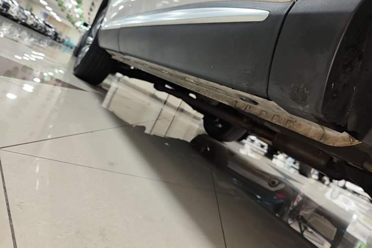 Used Roewe RX5 MAX 2019 300TGI Automatic Intelligent Driving Health Cabin Edition Right Side Sill