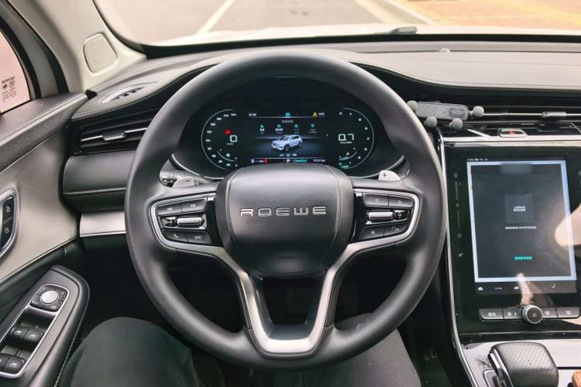 Used Roewe RX5 MAX 2019 300TGI Automatic 4G Connect Luxury Edition Steering Wheel