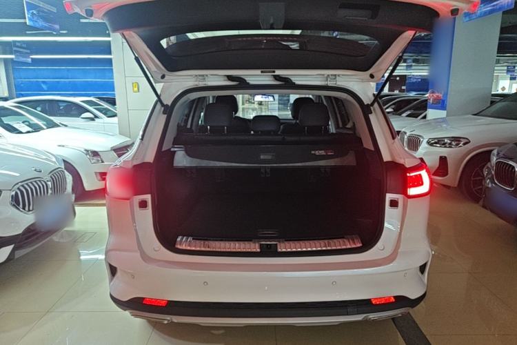 Used Roewe RX5 MAX 2019 300TGI Automatic Smart Cabin Luxury Edition Trunk