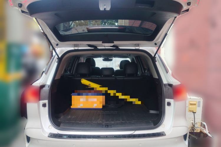 Used Roewe RX5 MAX 2019 300TGI Automatic Smart Cabin Luxury Edition Trunk