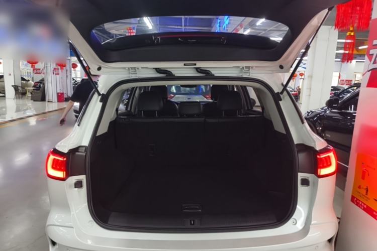 Used Roewe RX5 MAX 2019 300TGI Automatic Smart Cabin Luxury Edition Trunk
