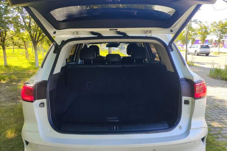 Used Roewe RX5 MAX 2019 300TGI Automatic Intelligent Driving Health Cabin Edition Trunk