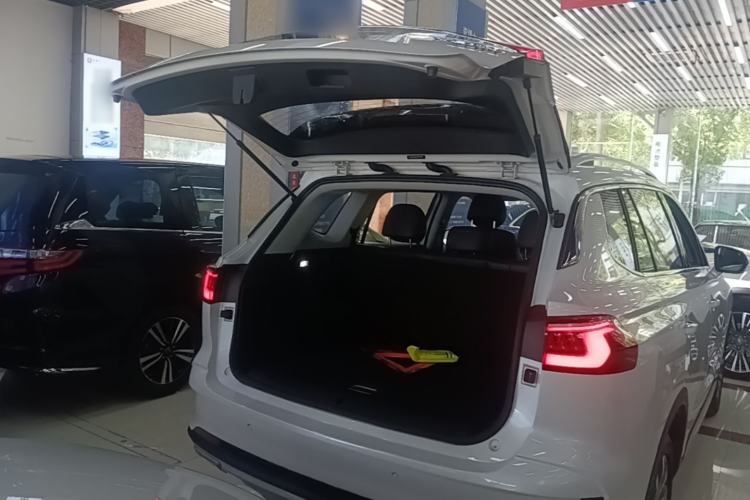 Used Roewe RX5 MAX 2019 400TGI Automatic Smart Cabin Flagship Edition Trunk