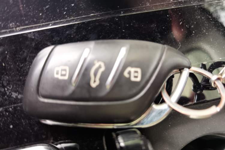 Used Roewe RX5 MAX 2019 300TGI Automatic Smart Cabin Flagship Edition Vehicle Key