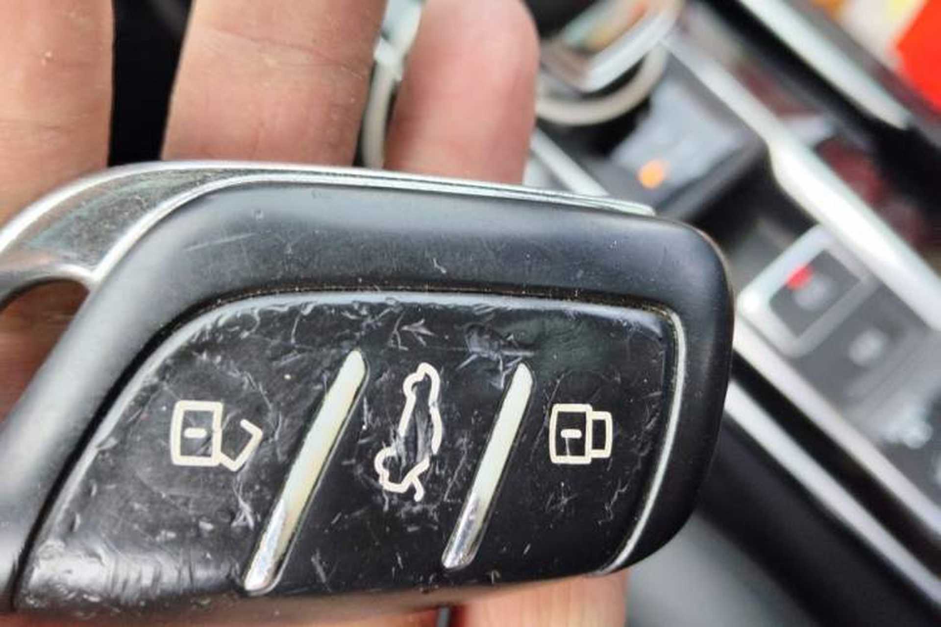 Used Roewe RX5 MAX 2019 300TGI Automatic 4G Connect Luxury Edition Vehicle Key