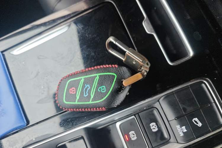 Used Roewe RX5 MAX 2019 300TGI Automatic Smart Cabin Flagship Edition Vehicle Key
