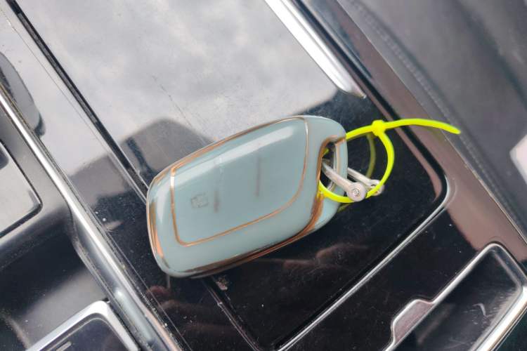 Used Roewe RX5 MAX 2019 300TGI Automatic 4G Connect Luxury Edition Vehicle Key
