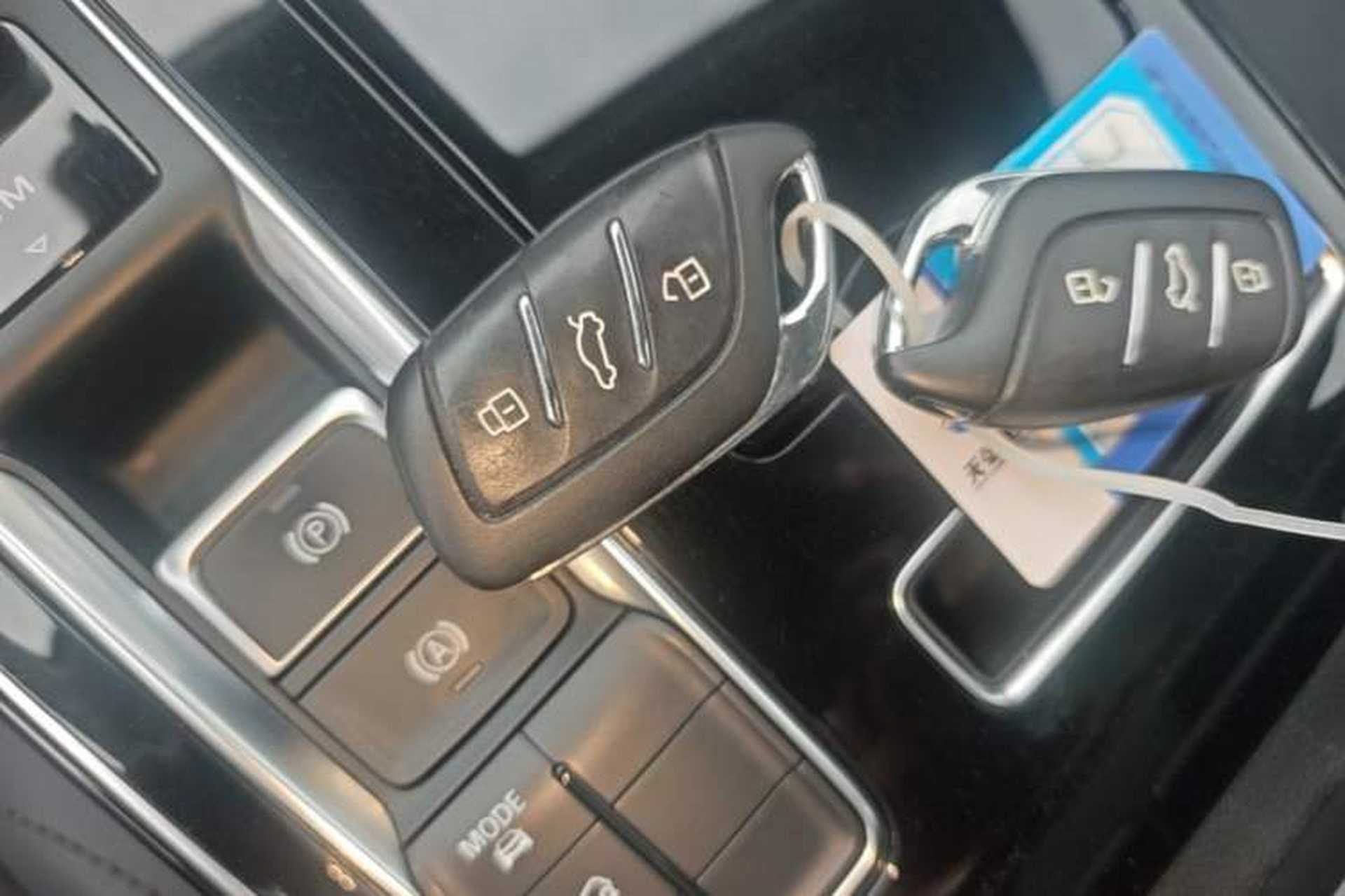 Used Roewe RX5 MAX 2019 300TGI Automatic Smart Cabin Flagship Edition Vehicle Key