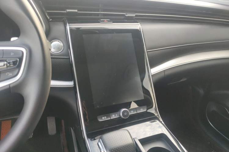 Used Roewe RX5 MAX 2019 400TGI Automatic 4G Connect Luxury Edition Audio And AC Panel