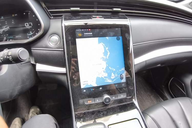 Used Roewe RX5 MAX 2019 300TGI Automatic 4G Connect Luxury Edition Audio And AC Panel