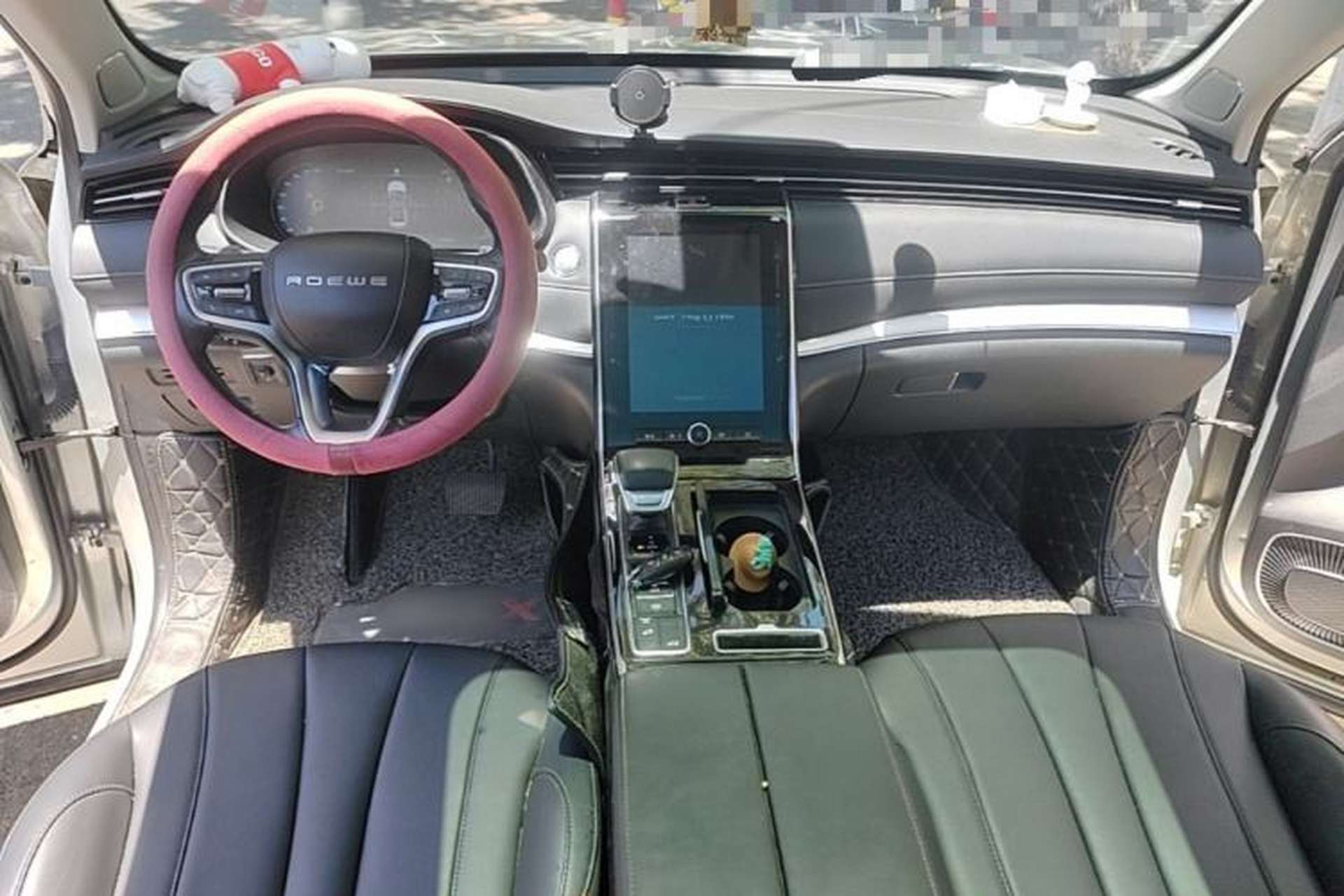 Used Roewe RX5 MAX 2019 300TGI Automatic Intelligent Driving Health Cabin Edition Center Console