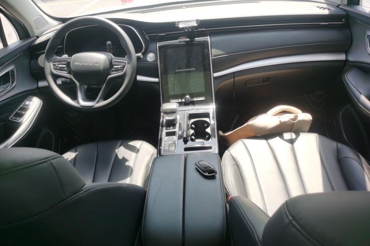 Used Roewe RX5 MAX 2019 300TGI Automatic 4G Connect Luxury Edition Center Console