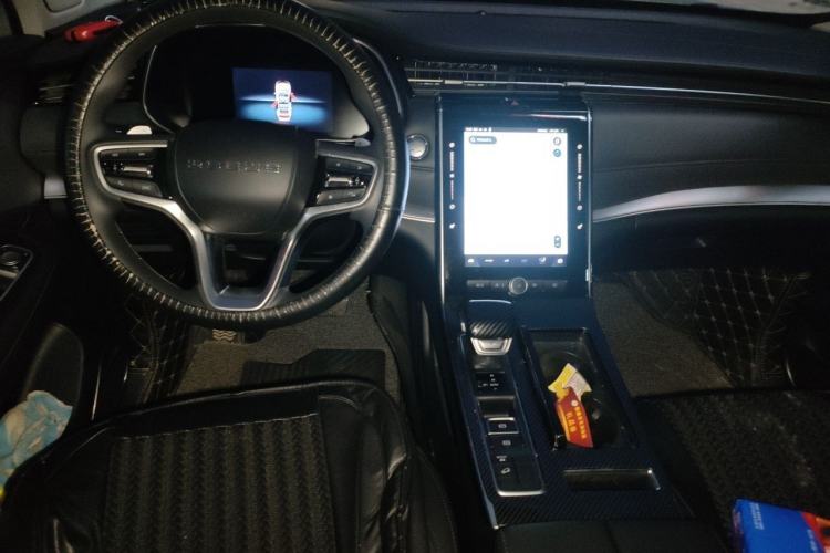 Used Roewe RX5 MAX 2019 300TGI Automatic 4G Connect Luxury Edition Center Console