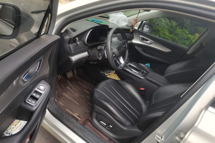 Used Roewe RX5 MAX 2019 300TGI Automatic 4G Connect Luxury Edition Driver Seat