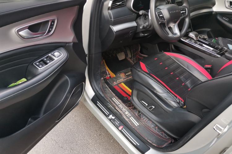 Used Roewe RX5 MAX 2019 300TGI Automatic 4G Connect Luxury Edition Driver Seat